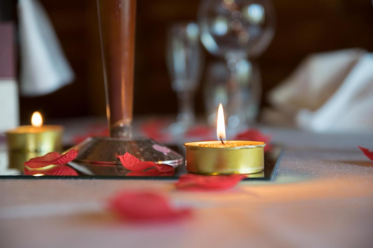 كامبانيا Rooms & Restaurant Il Castagneto المظهر الخارجي الصورة