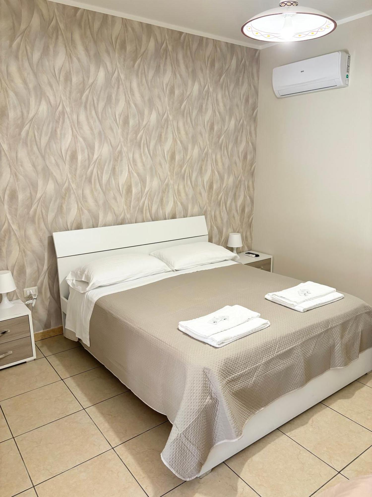 كامبانيا Rooms & Restaurant Il Castagneto المظهر الخارجي الصورة