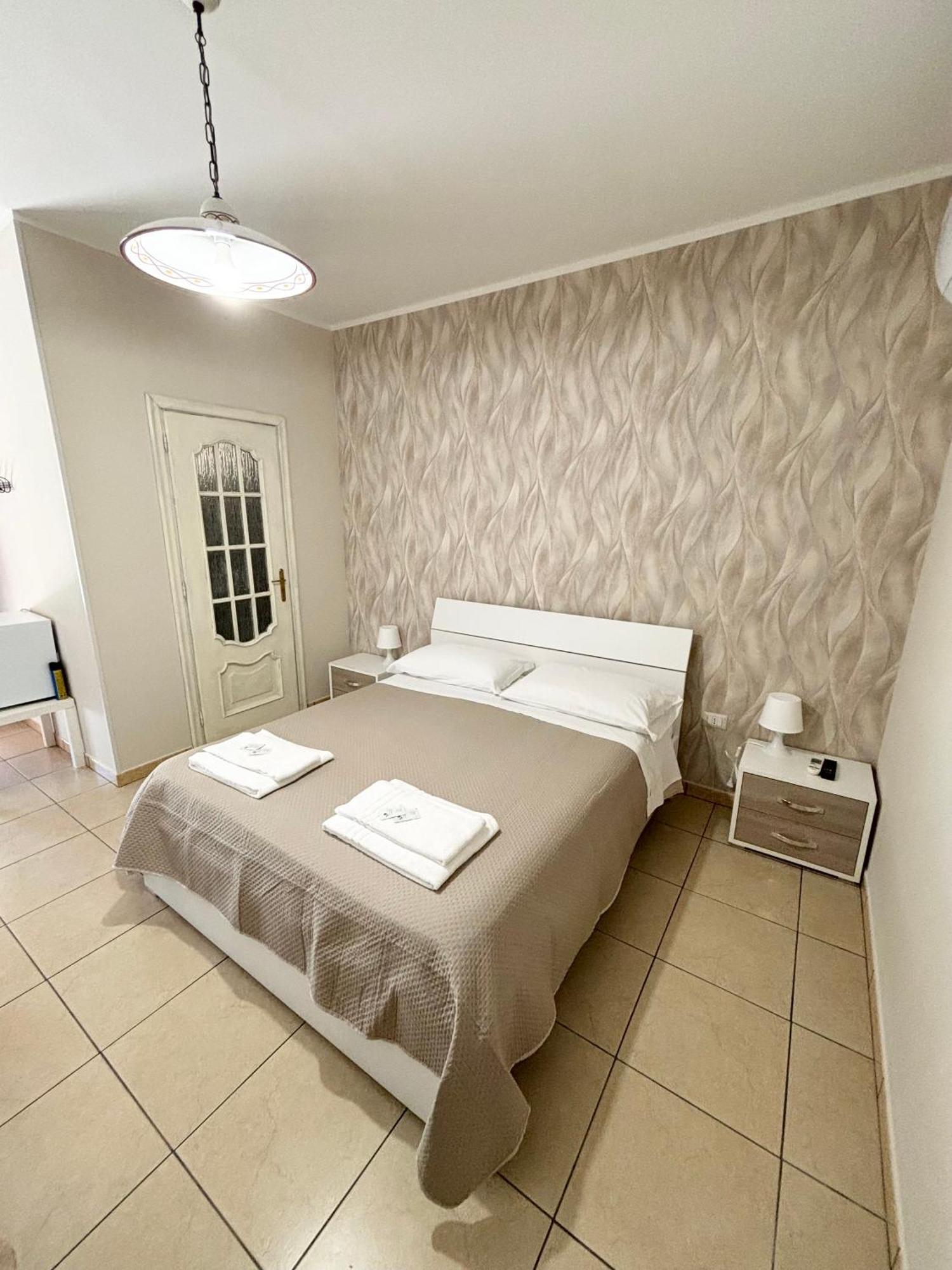 كامبانيا Rooms & Restaurant Il Castagneto المظهر الخارجي الصورة