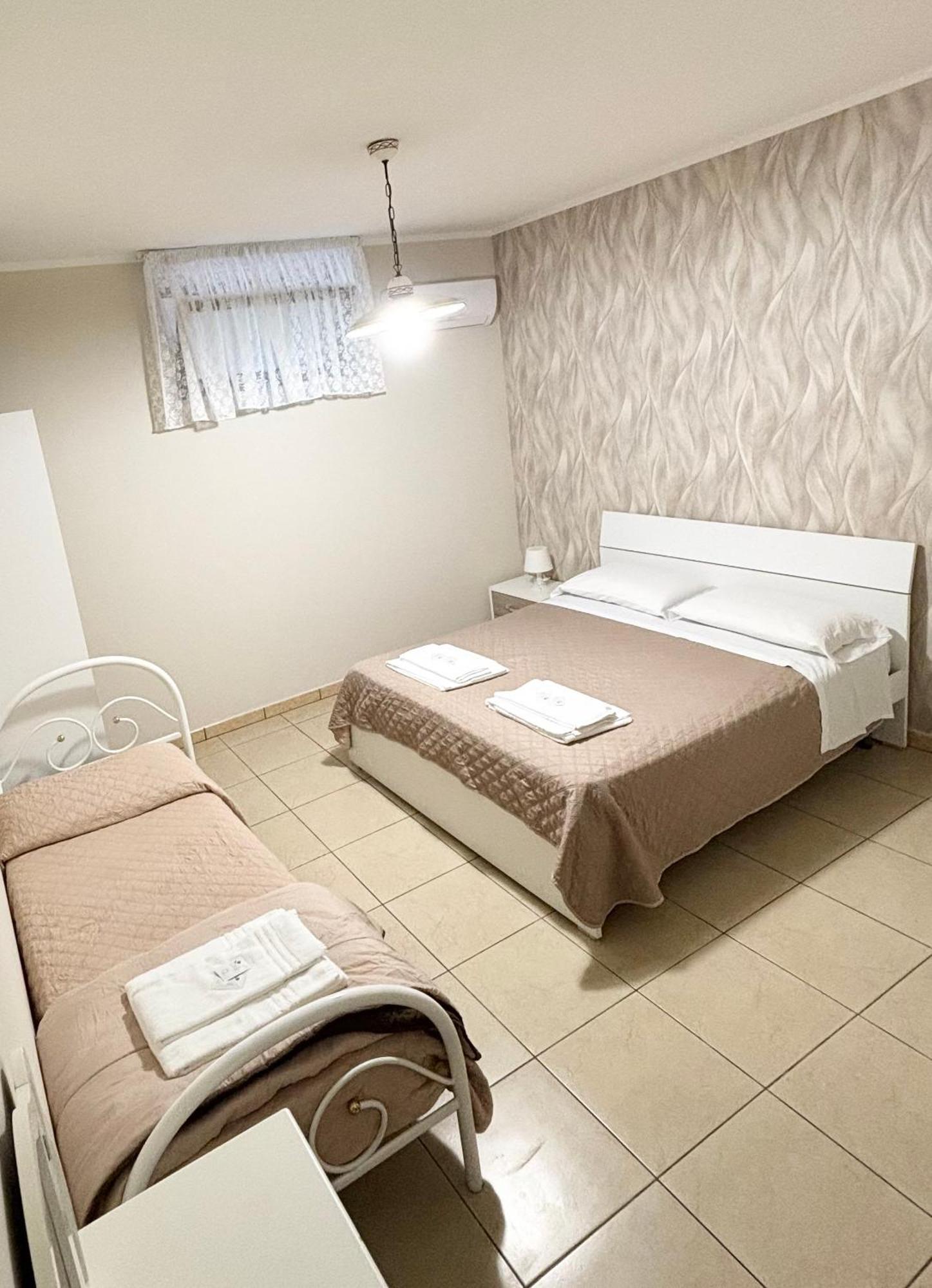 كامبانيا Rooms & Restaurant Il Castagneto المظهر الخارجي الصورة