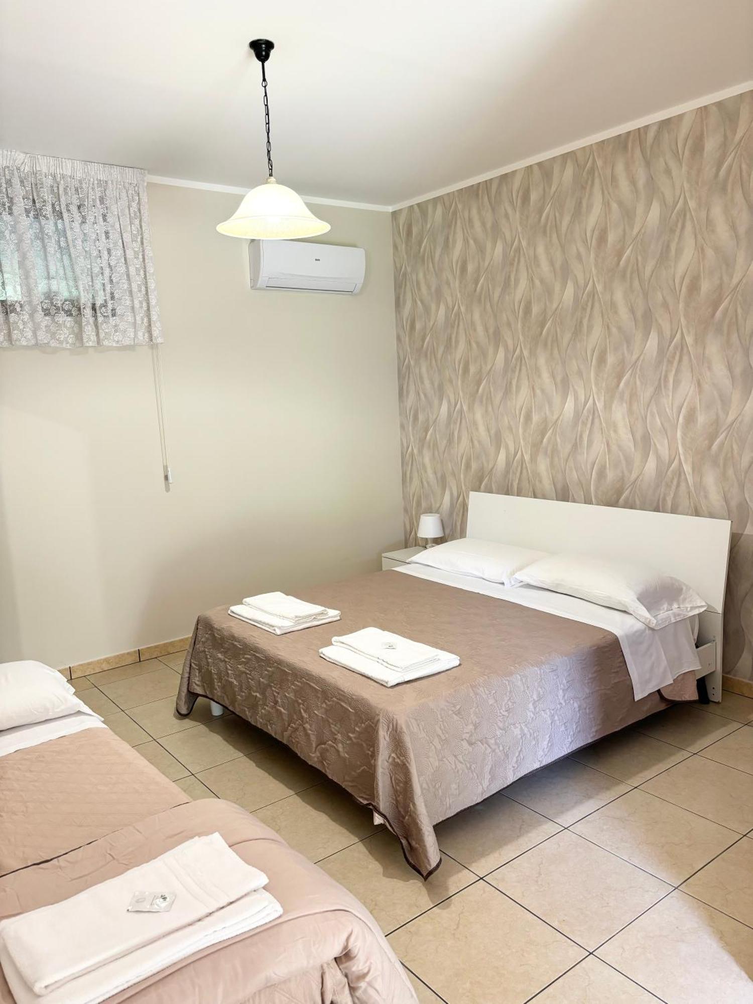 كامبانيا Rooms & Restaurant Il Castagneto المظهر الخارجي الصورة