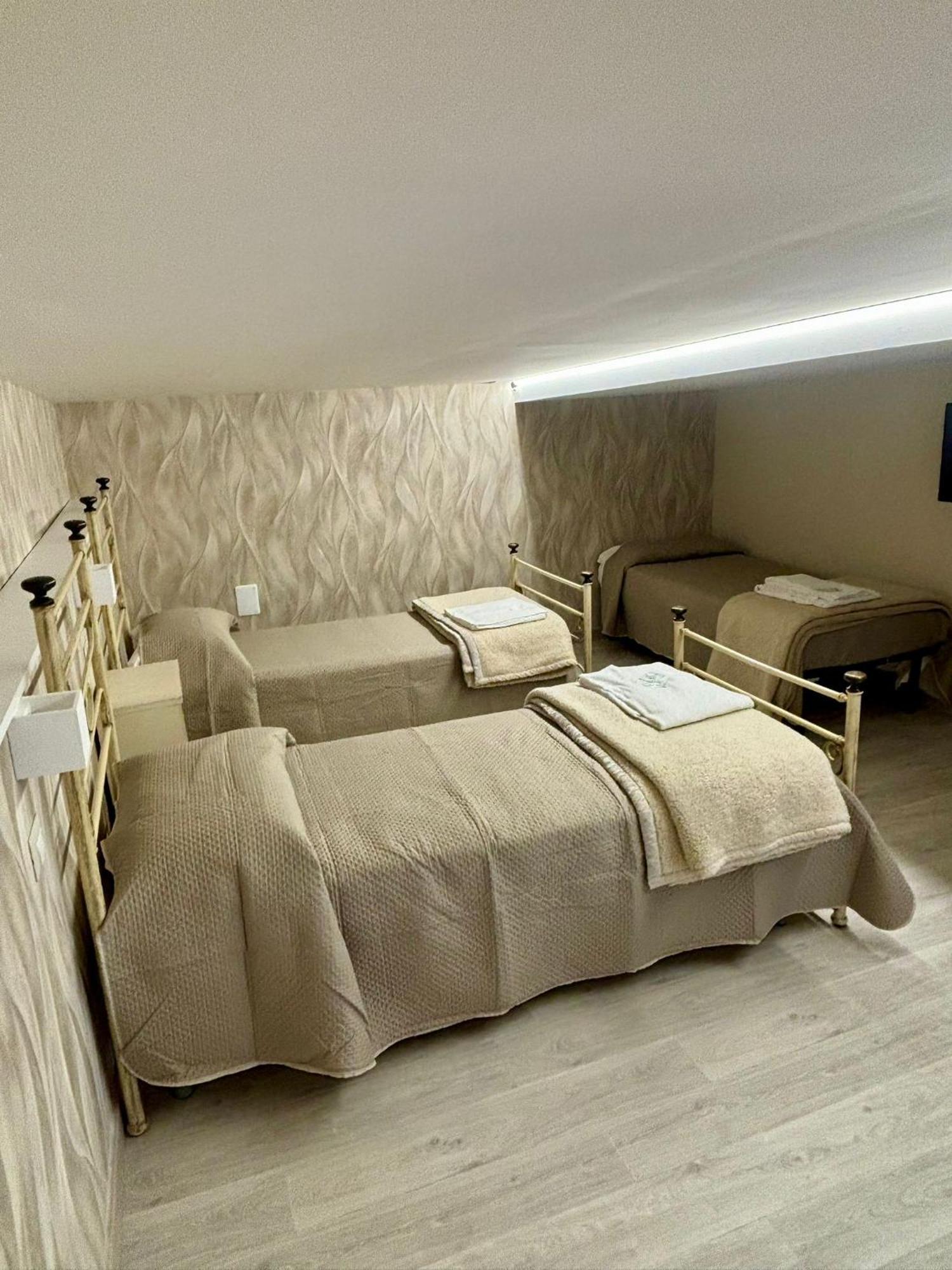كامبانيا Rooms & Restaurant Il Castagneto المظهر الخارجي الصورة